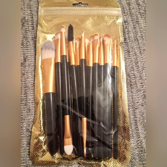 Gold and Black Makeup Brush Set - Picture 1 of 1